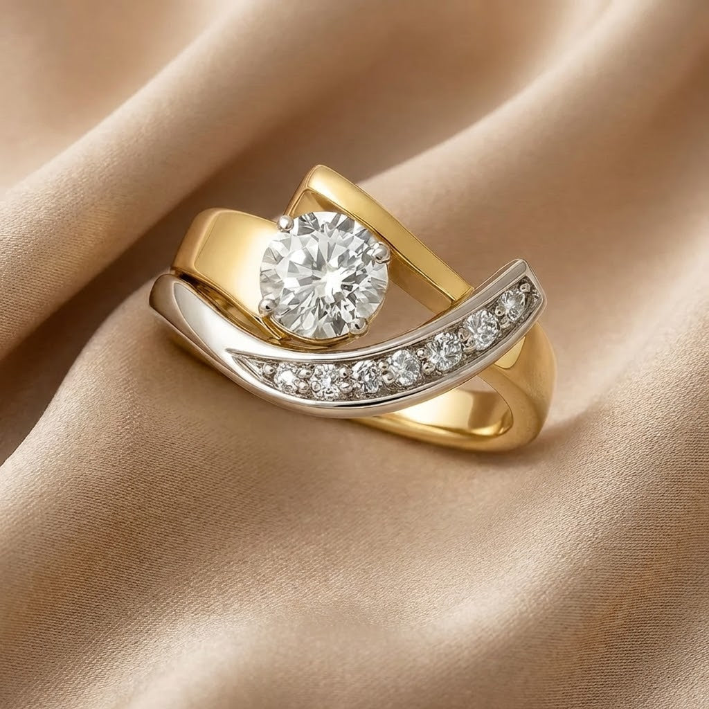 Anillo Vintage Irregular de Oro y Plata con Circonia